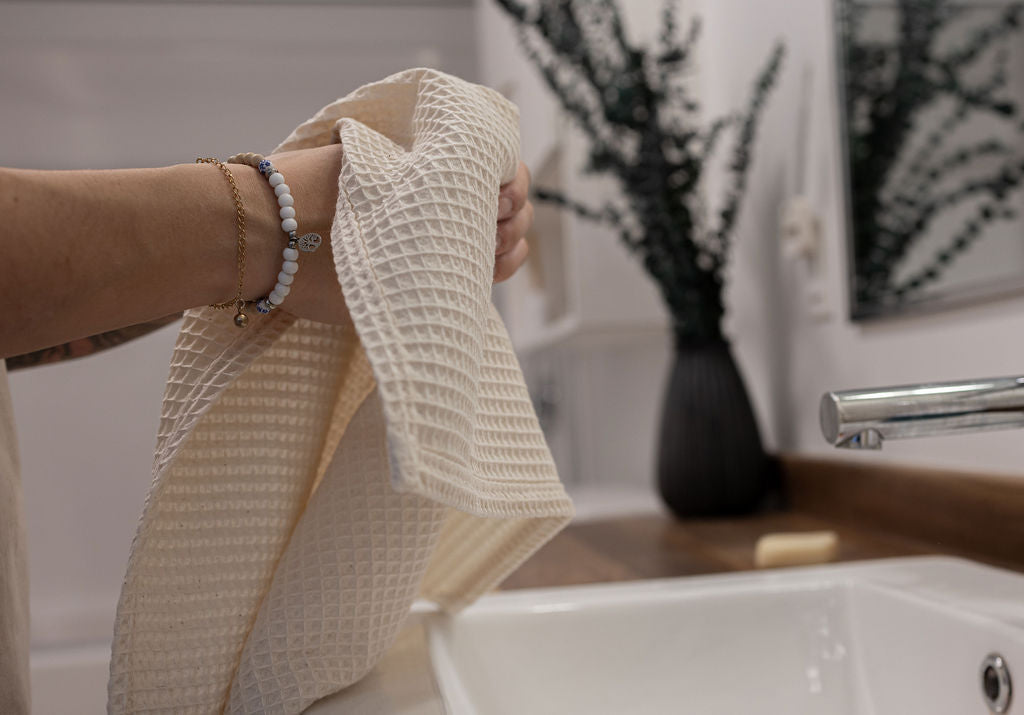 Hand towel