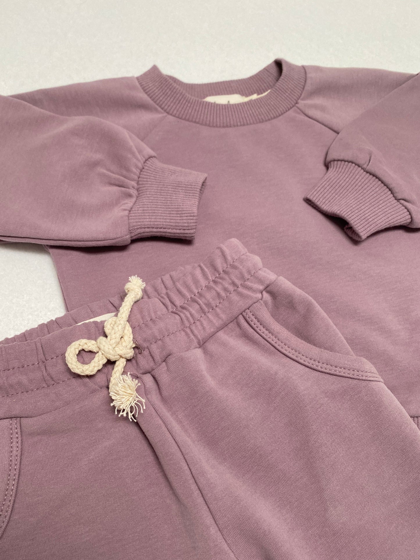 Ensemble de survêtement bébé et tout-petit en coton biologique, Iris | ba.be.O