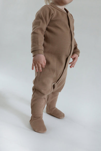 Pyjama barboteuse en jersey gaufré biologique Cappuccino