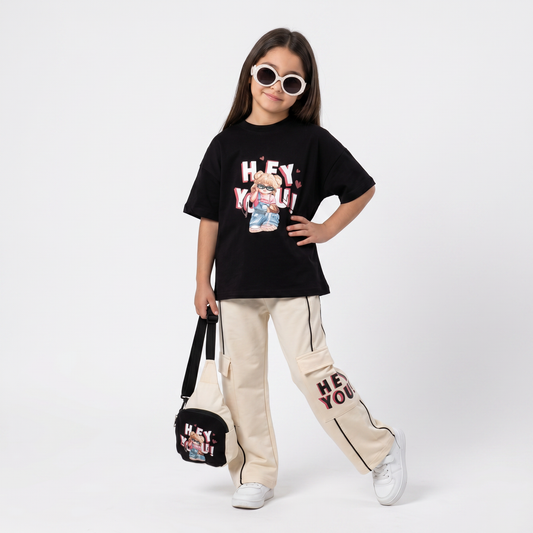 Salut les filles - Ensemble et sac