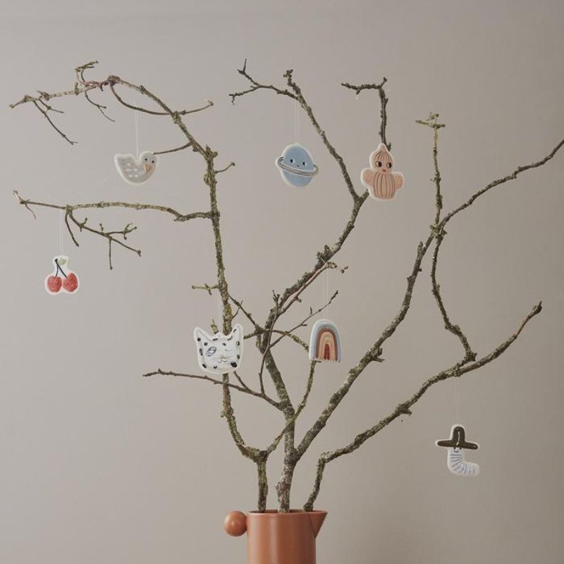Ornements en porcelaine - Lot de 7