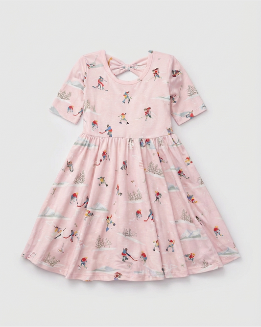 Robe patineuse à manches courtes - Elle tire, elle marque