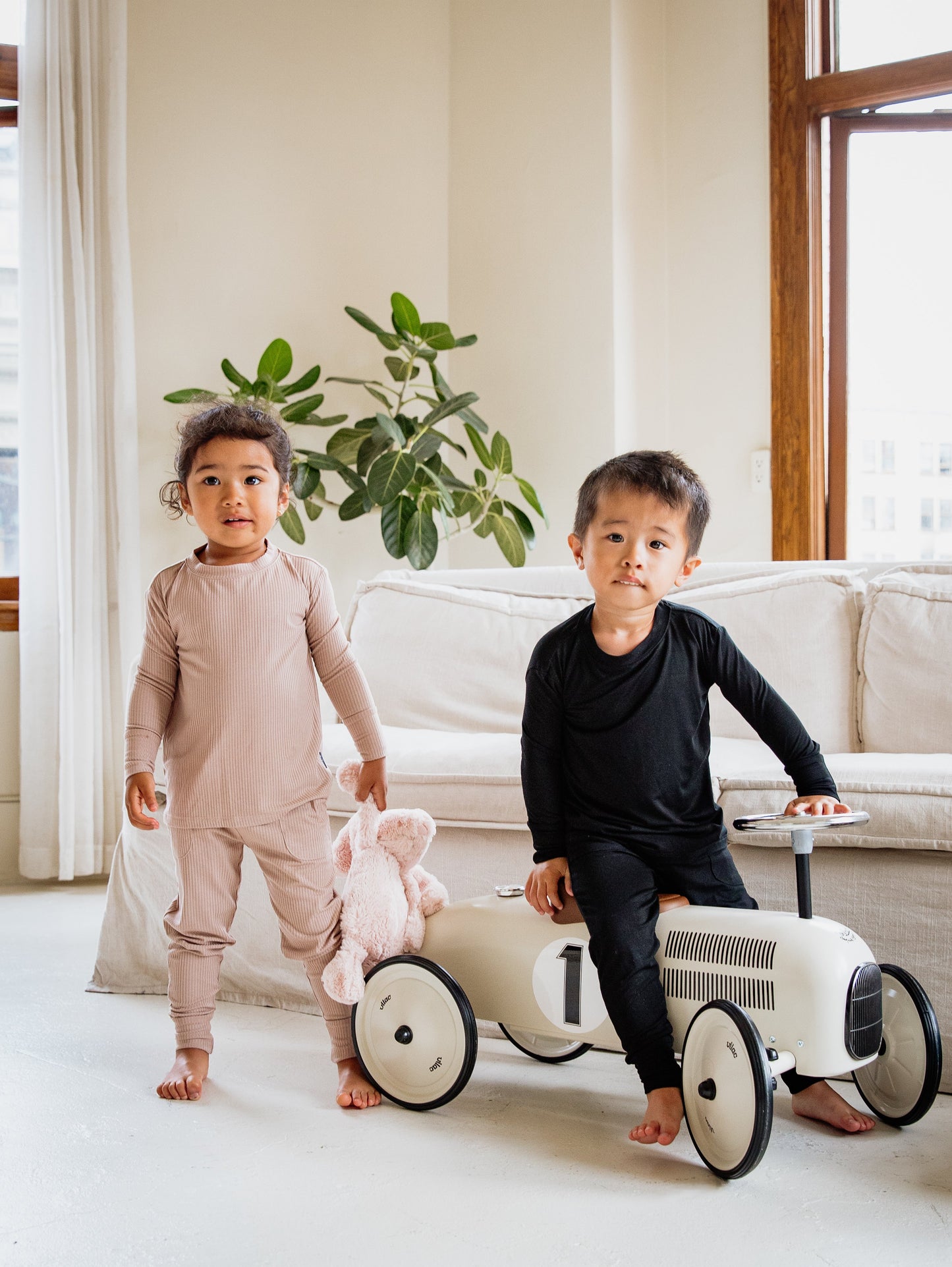 Onyx Bamboo 2-Piece Long Sleeve Jogger Set