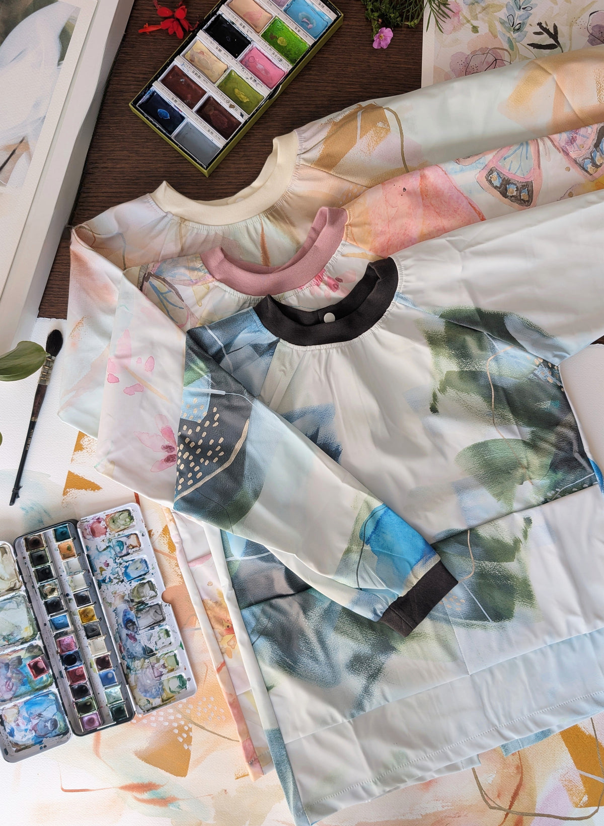Waterproof artist apron for children