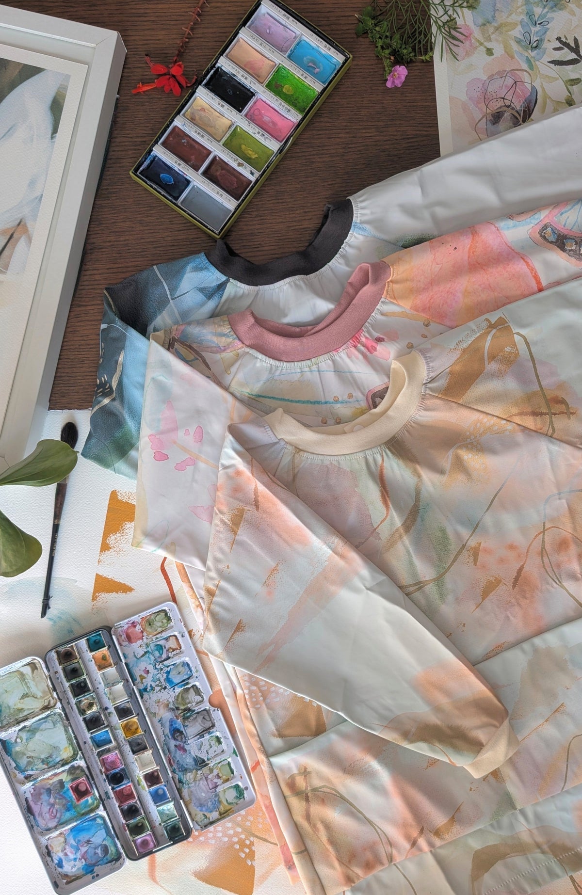 Waterproof artist apron for children