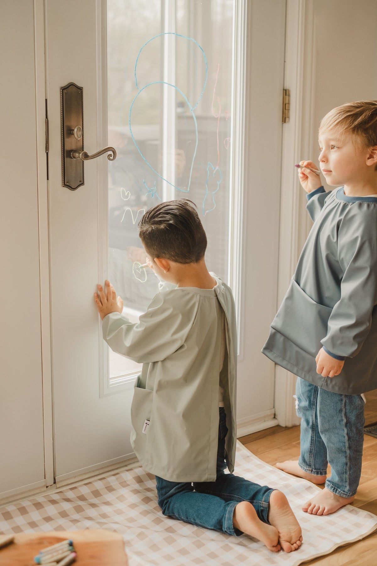 Waterproof artist apron for children