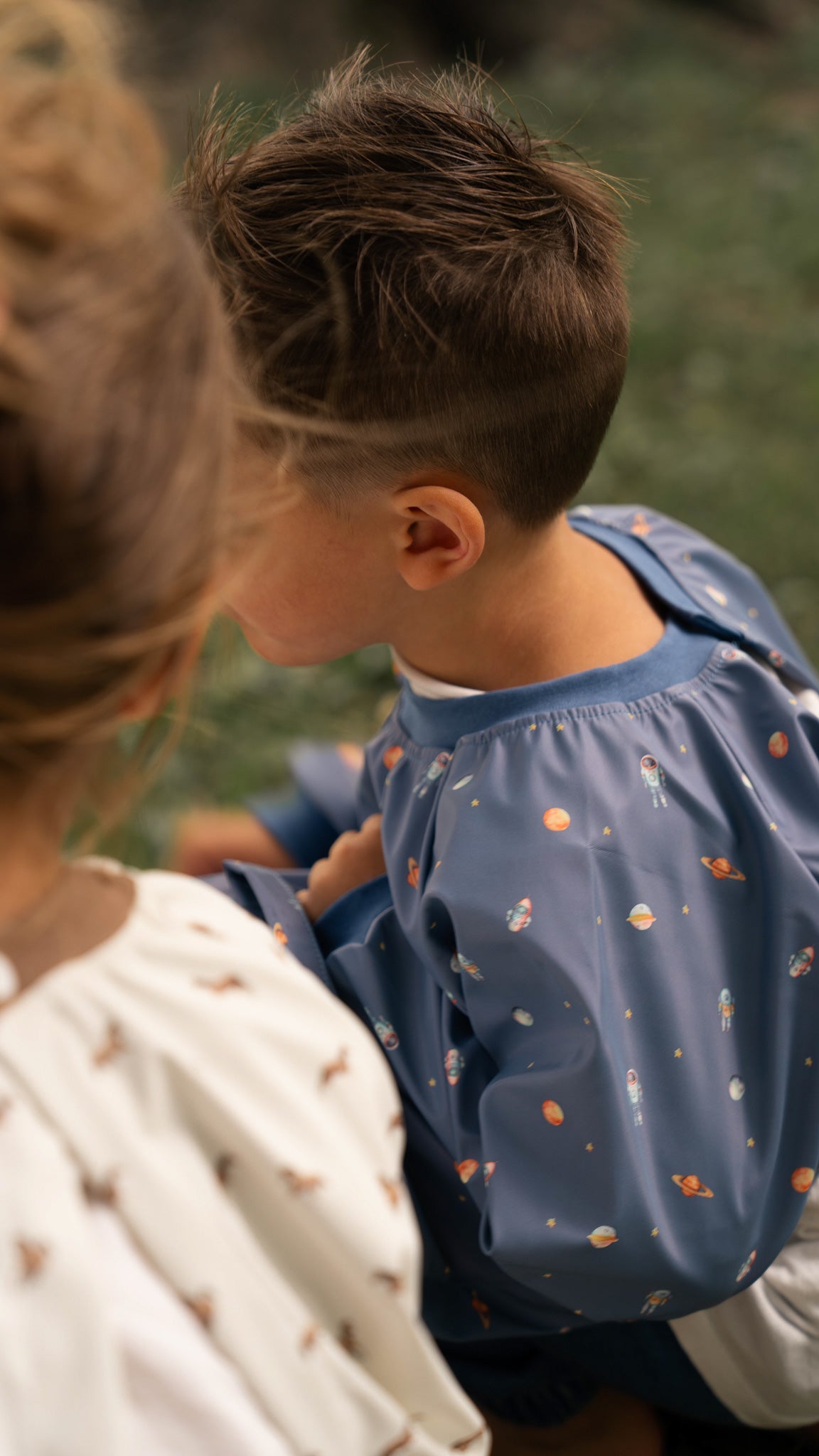 Waterproof artist apron for children