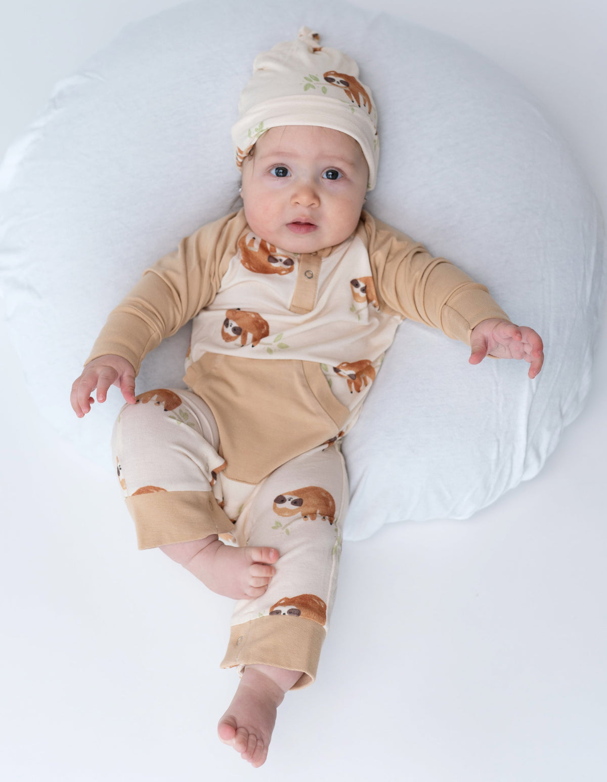 Bamboo Long Sleeve Romper w/Kangaroo Pocket (Sleepy Sloth Print)