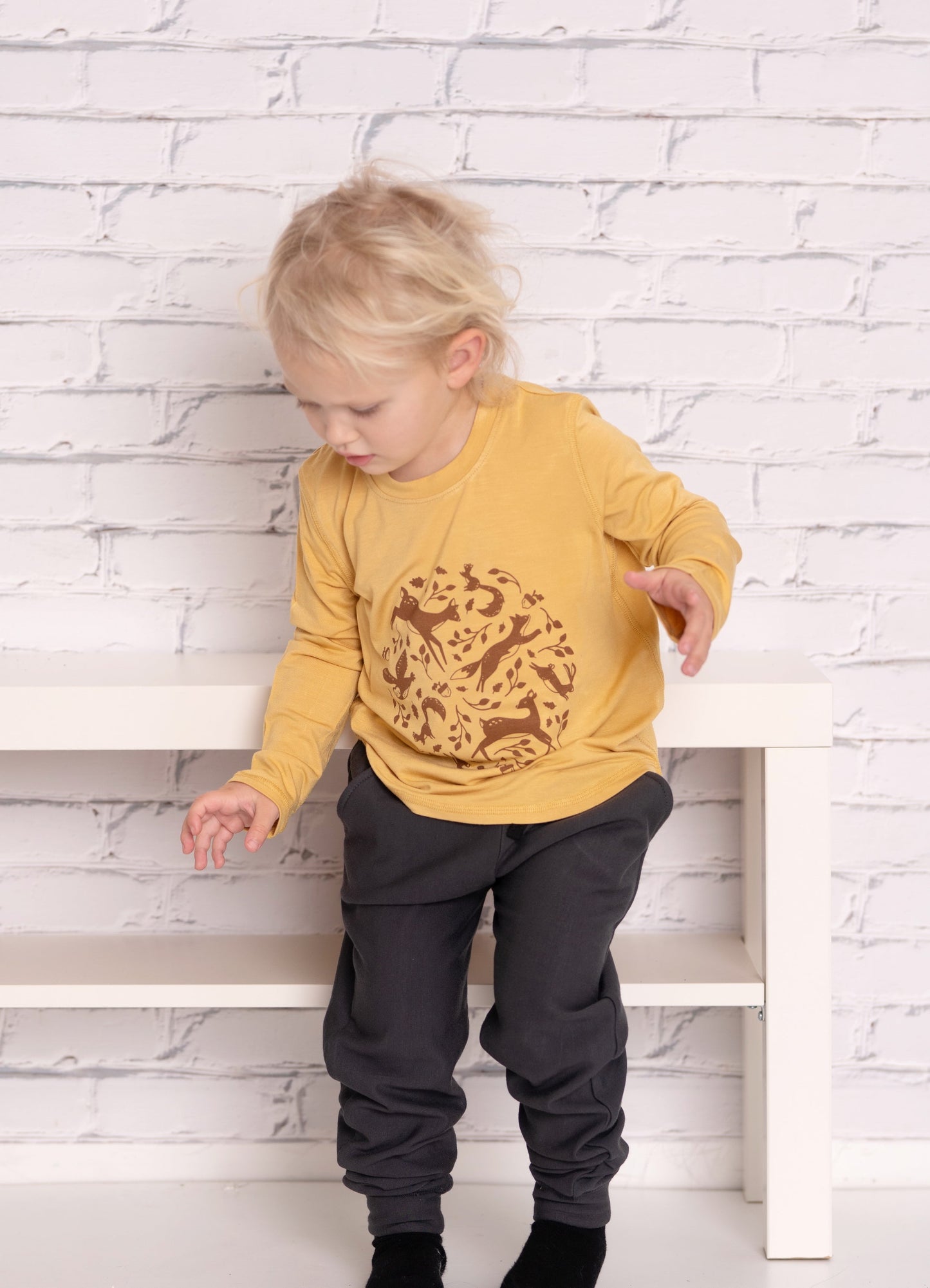 Bamboo Scoop Hem Tee (Fall Leaf)