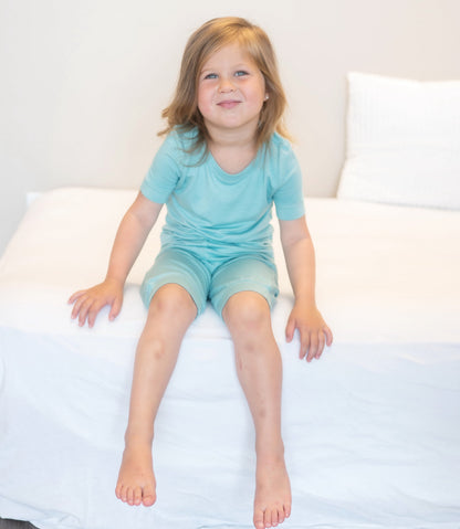 Pyjama en rayonne de bambou avec haut à manches courtes et short — Lustre