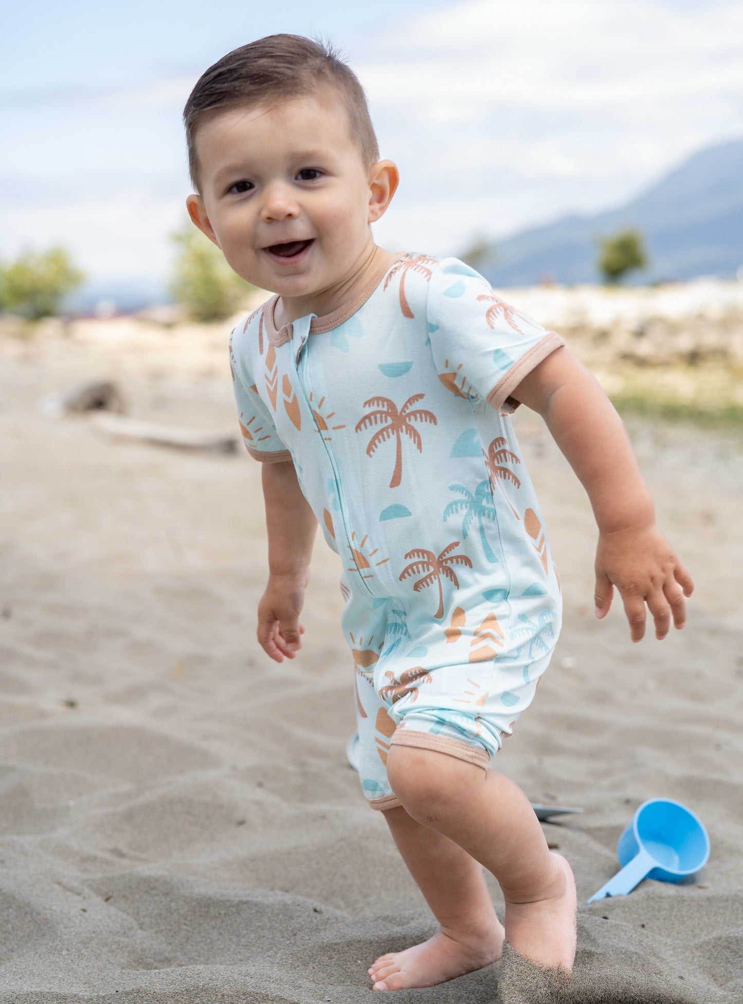 Bamboo Short Sleeve Zippy Romper (Sunny Shores Print)