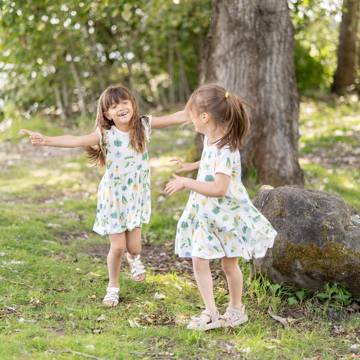 Bamboo Tiered Jersey Dress with Bloomer (Farmers Market Print)