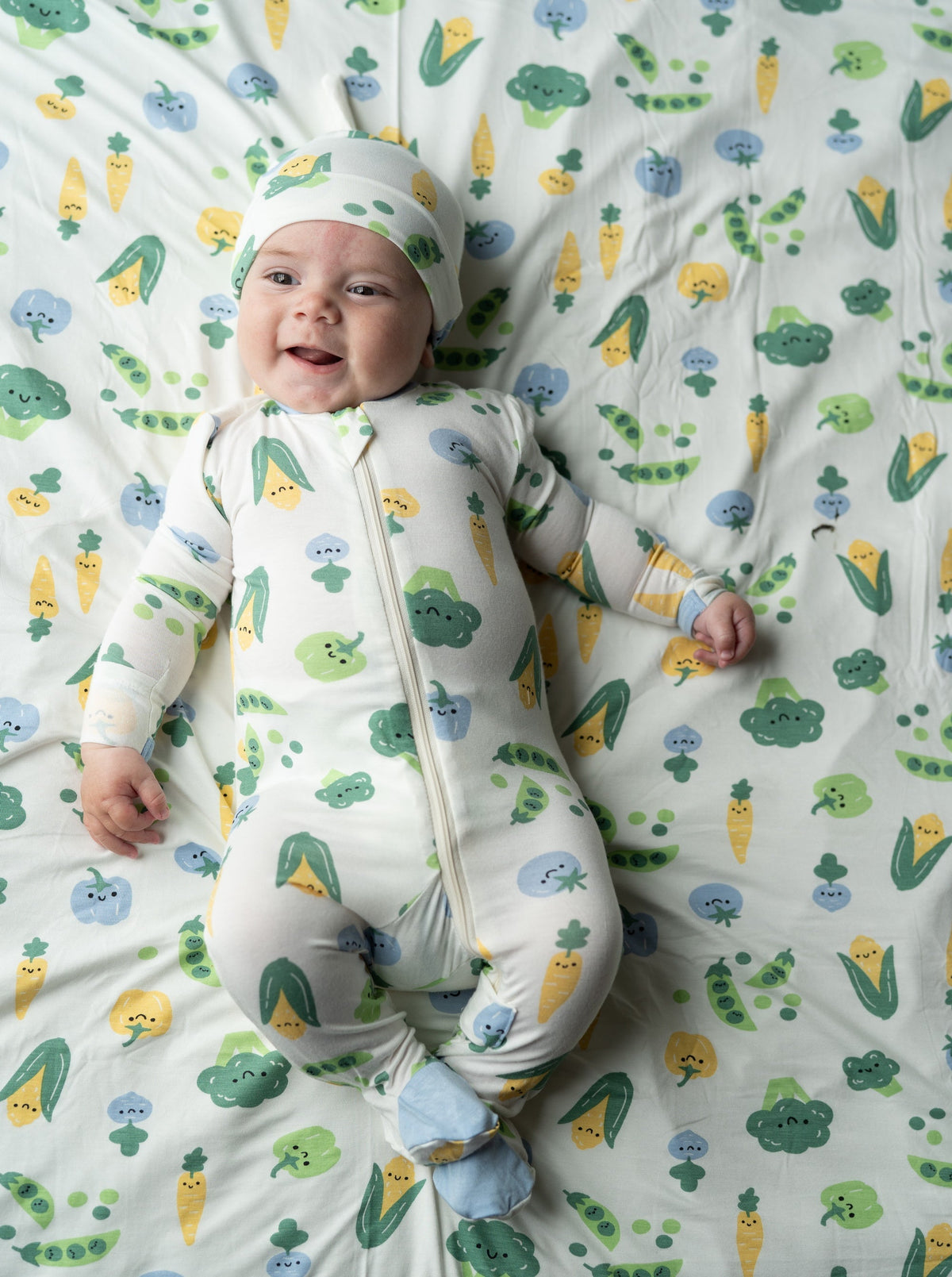 Bamboo Footies with Two Way Zipper (Farmers Market Print)