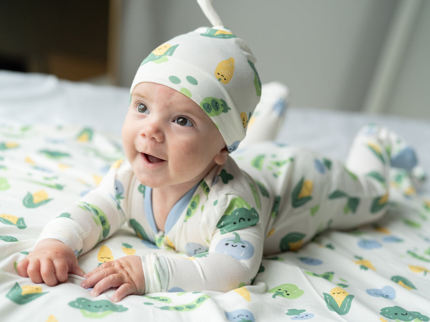 Bamboo Footies with Two Way Zipper (Farmers Market Print)