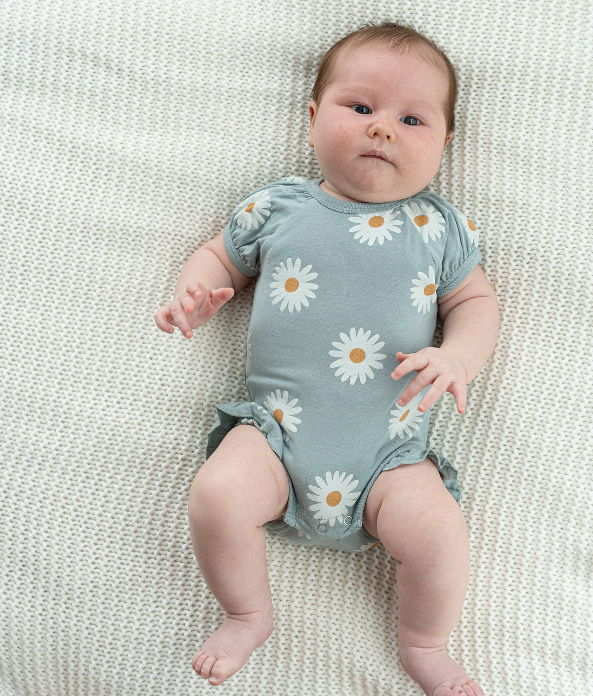 Bamboo Short Sleeve Ruffle Onesie (Daisy Print)