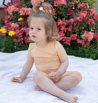 Pyjama en rayonne de bambou avec haut à manches courtes et short — Cookie