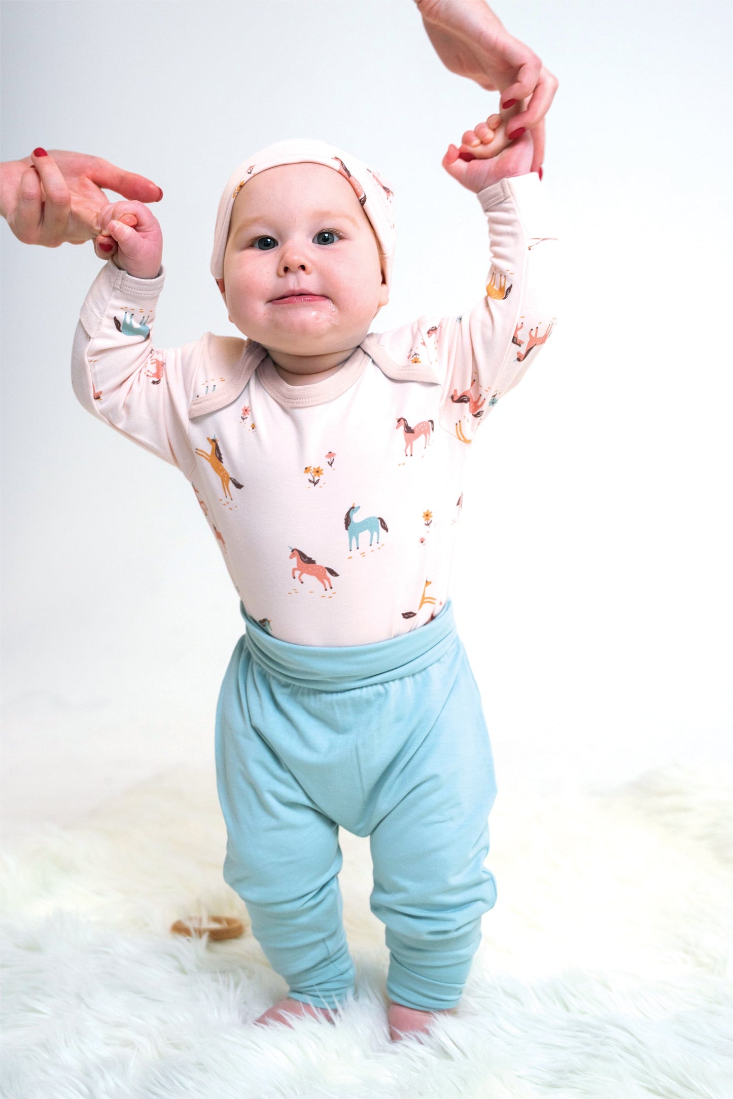 Bamboo Long Sleeve Onesie (Unicorn Meadow Print)