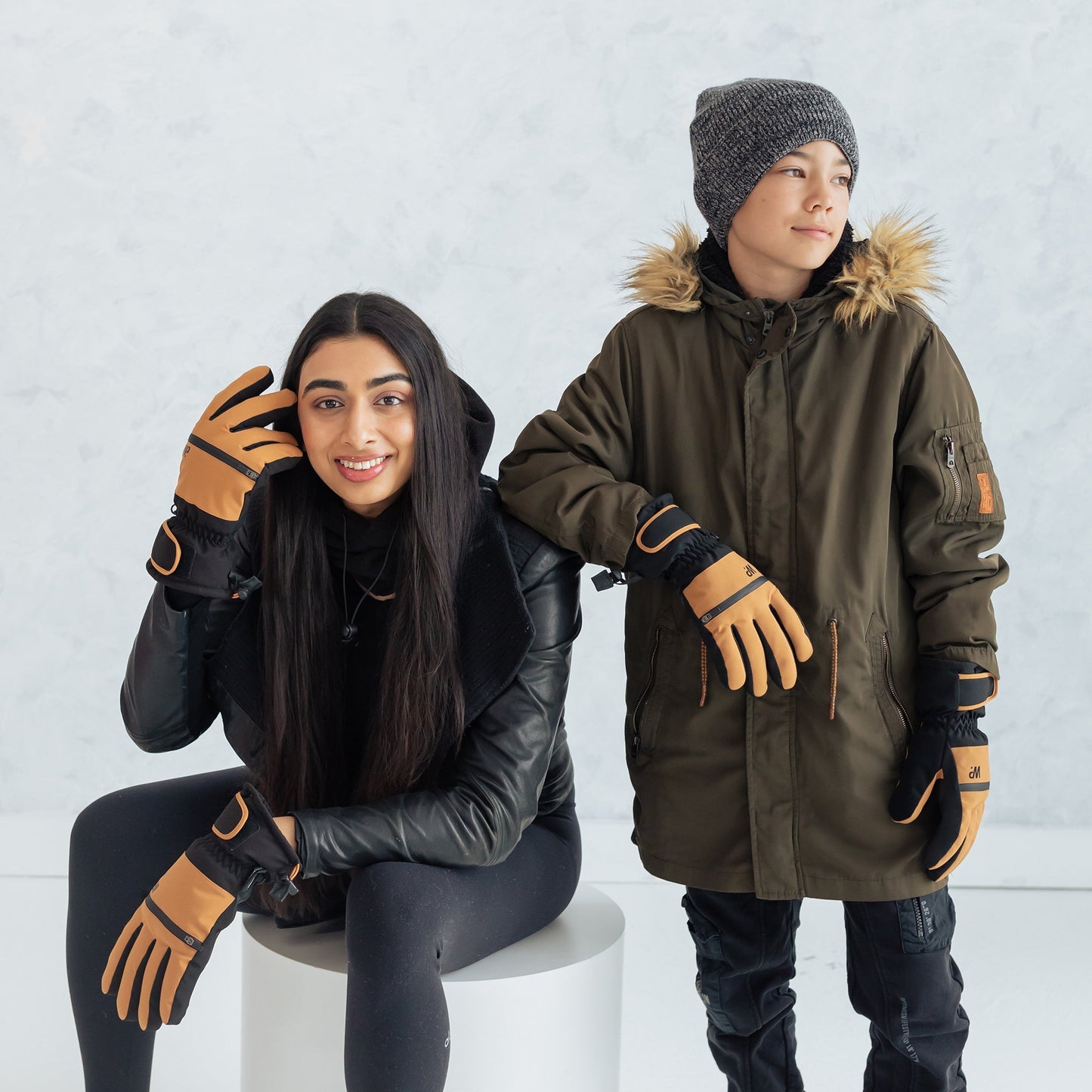 Camel Black Ski Glove
