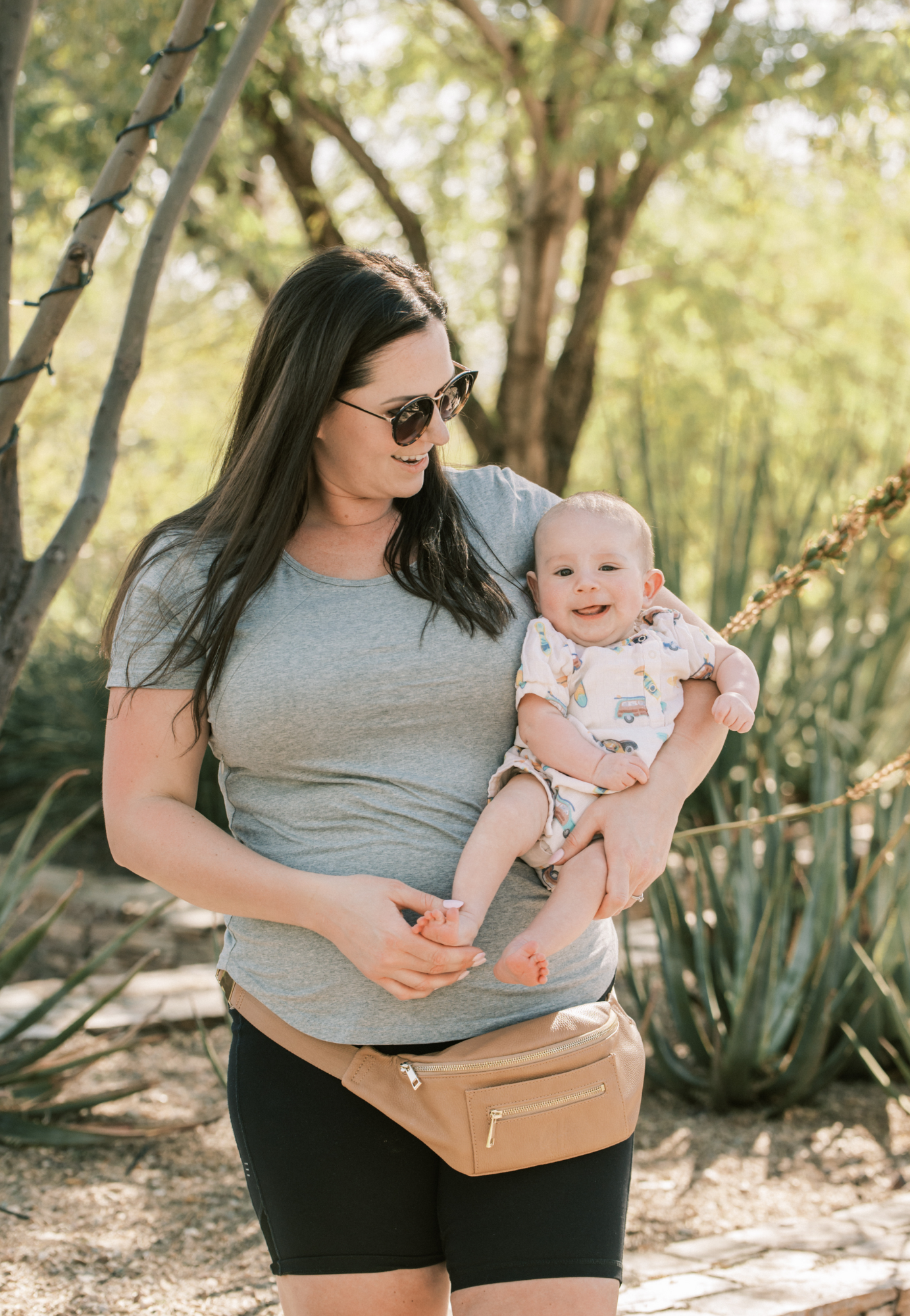 Zoe Short-Sleeve Zipper Nursing Tee