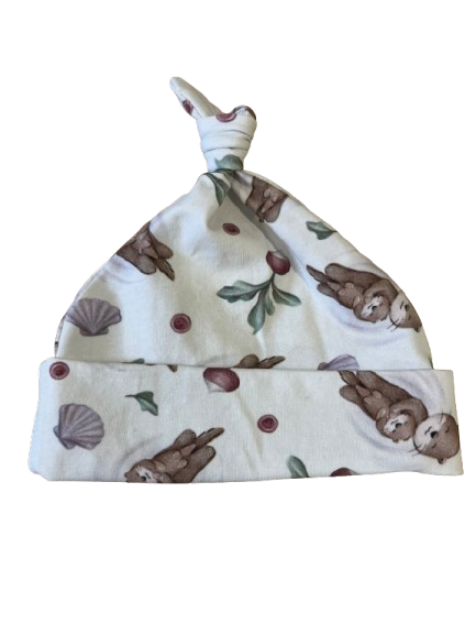 Otter & Radish Knotted Baby Hat