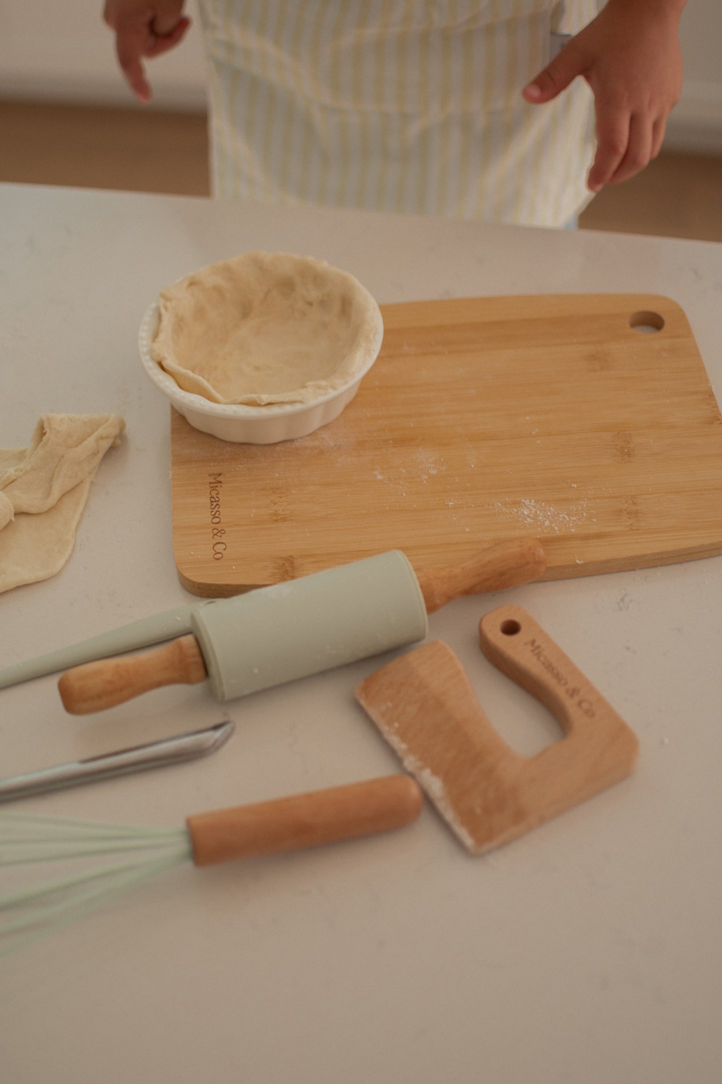 Ensemble mini-chef 7-en-1 : kit cuisine enfant 2 à 10 ans