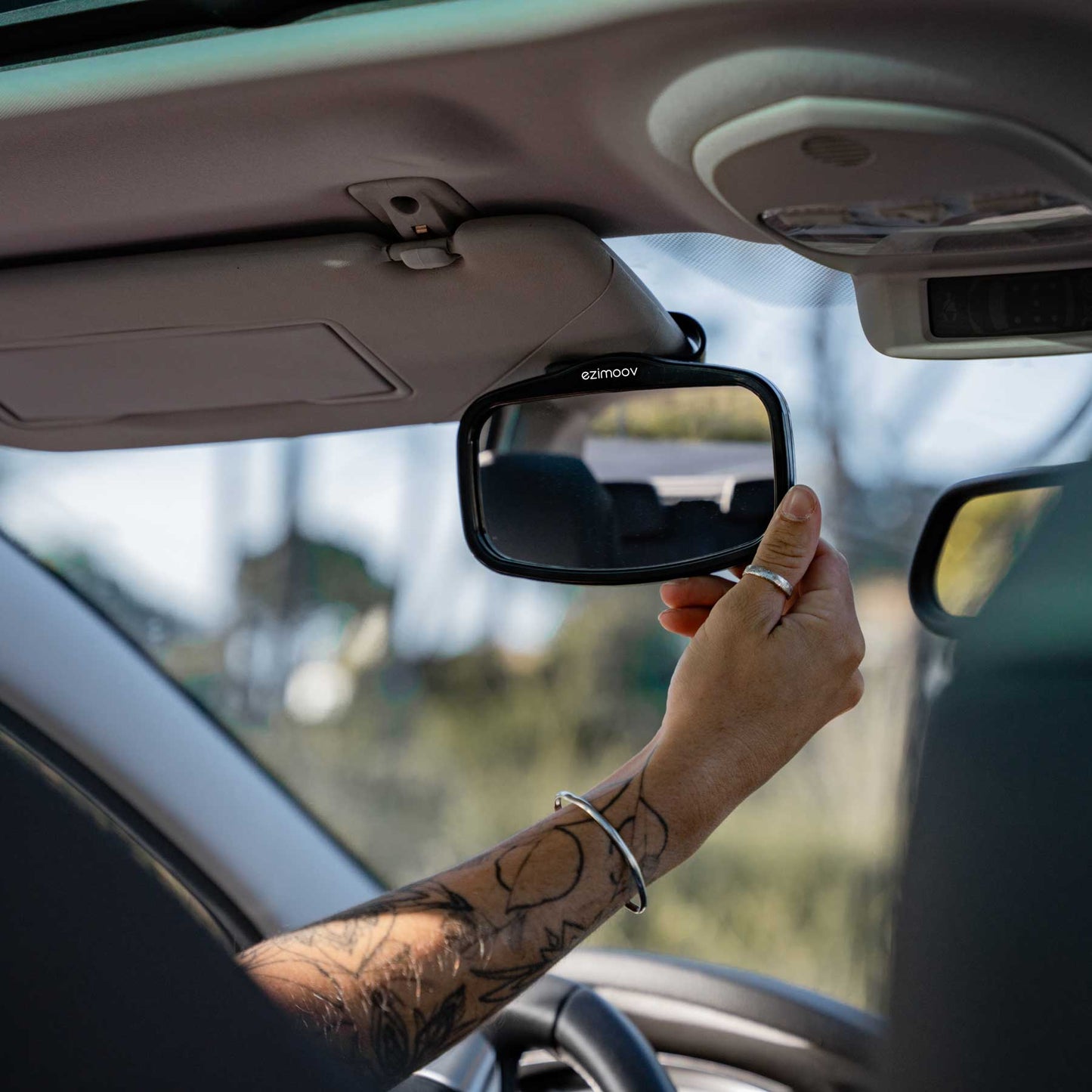 ezimoov-mirror-mini-sunshade-attachment