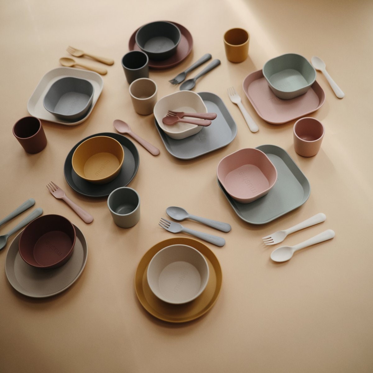 Square Dinnerware Plates - Set of 2