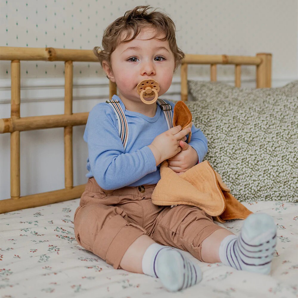 Muslin Kangaroo Lovey Cuddle Blanket