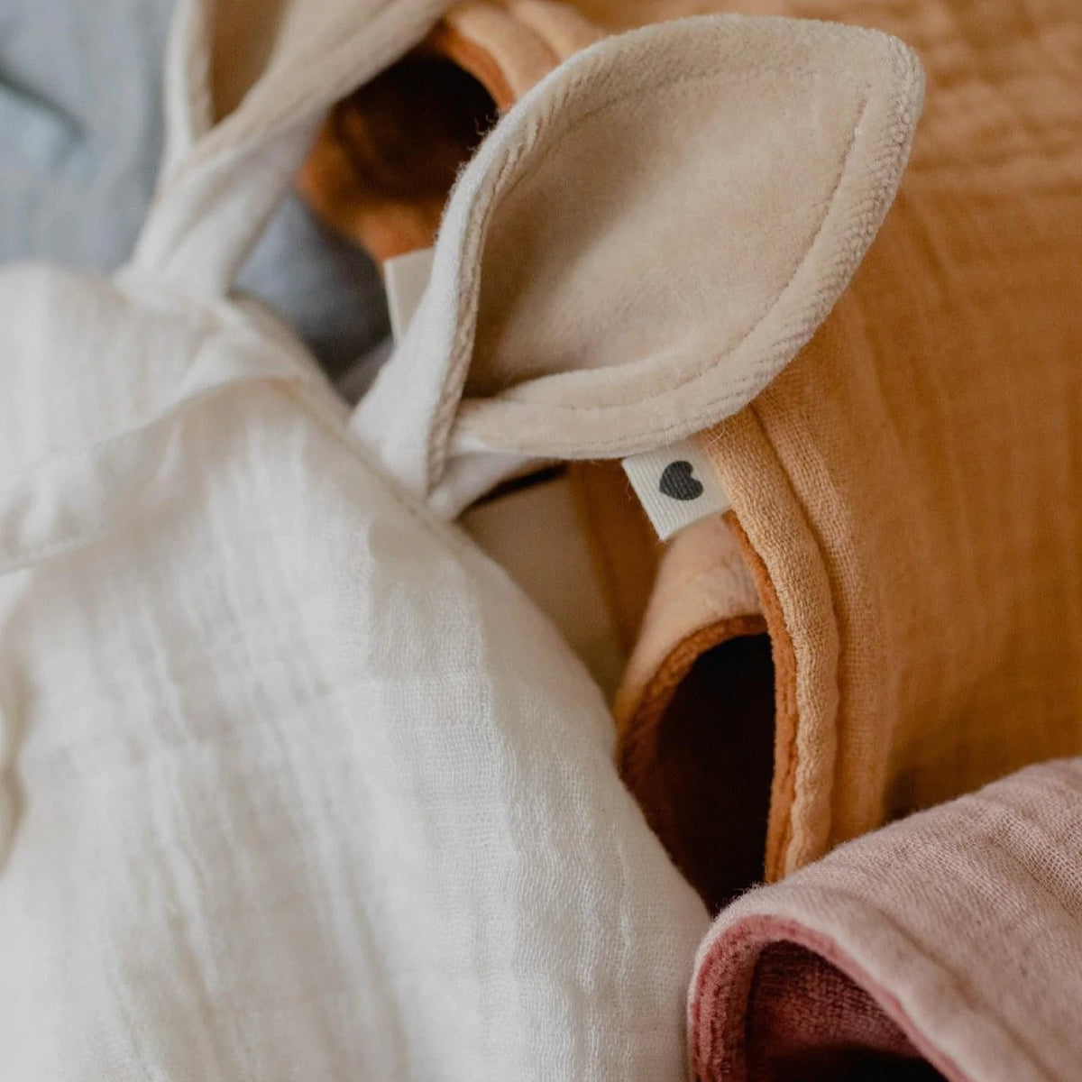 Muslin Kangaroo Lovey Cuddle Blanket