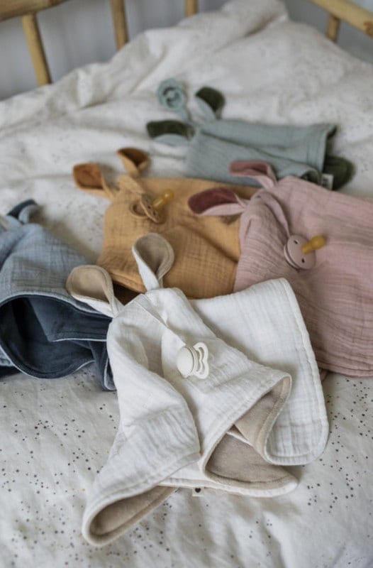 Muslin Kangaroo Lovey Cuddle Blanket