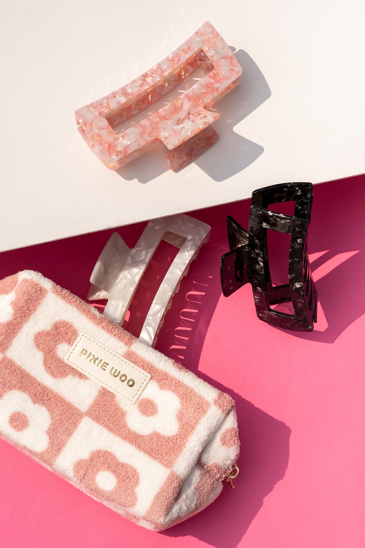 Le sac à accessoires officiel PW - Édition limitée