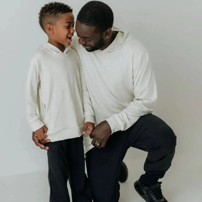 Hoodie léger en bambou pour enfant avec poches latérales | Noir