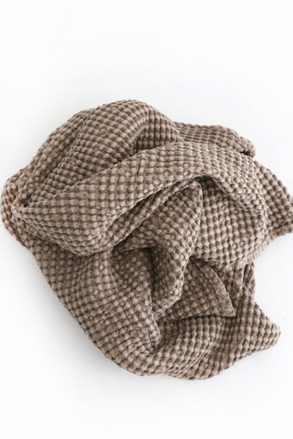 Couverture gaufrée noisette