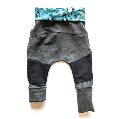 Grow-with-Me Pants FRÏMA