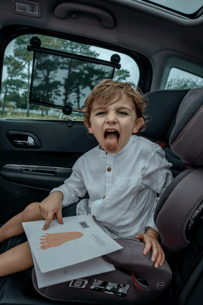 pare-soleil-extensible-ezimoov-x2-enfant-grimace