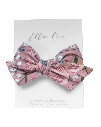 Boucle surdimensionnée Antique Rose Floral