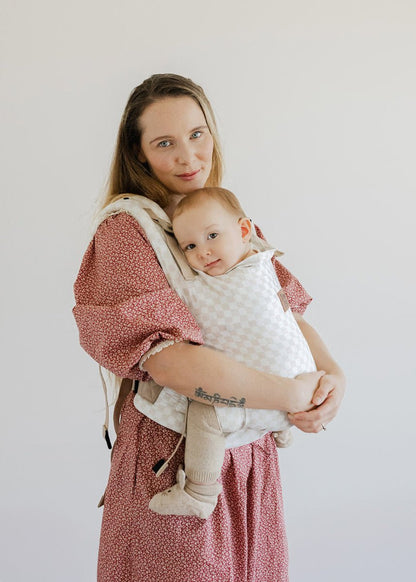 Beluga Cove Baby Carrier – Tan Checkers