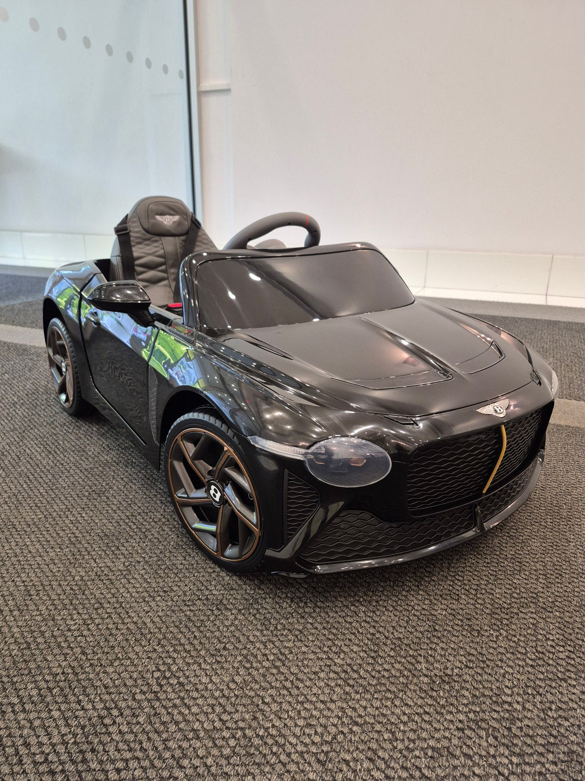 Voiture électrique 12 V Bentley Bacalar 2026 pour enfants avec télécommande