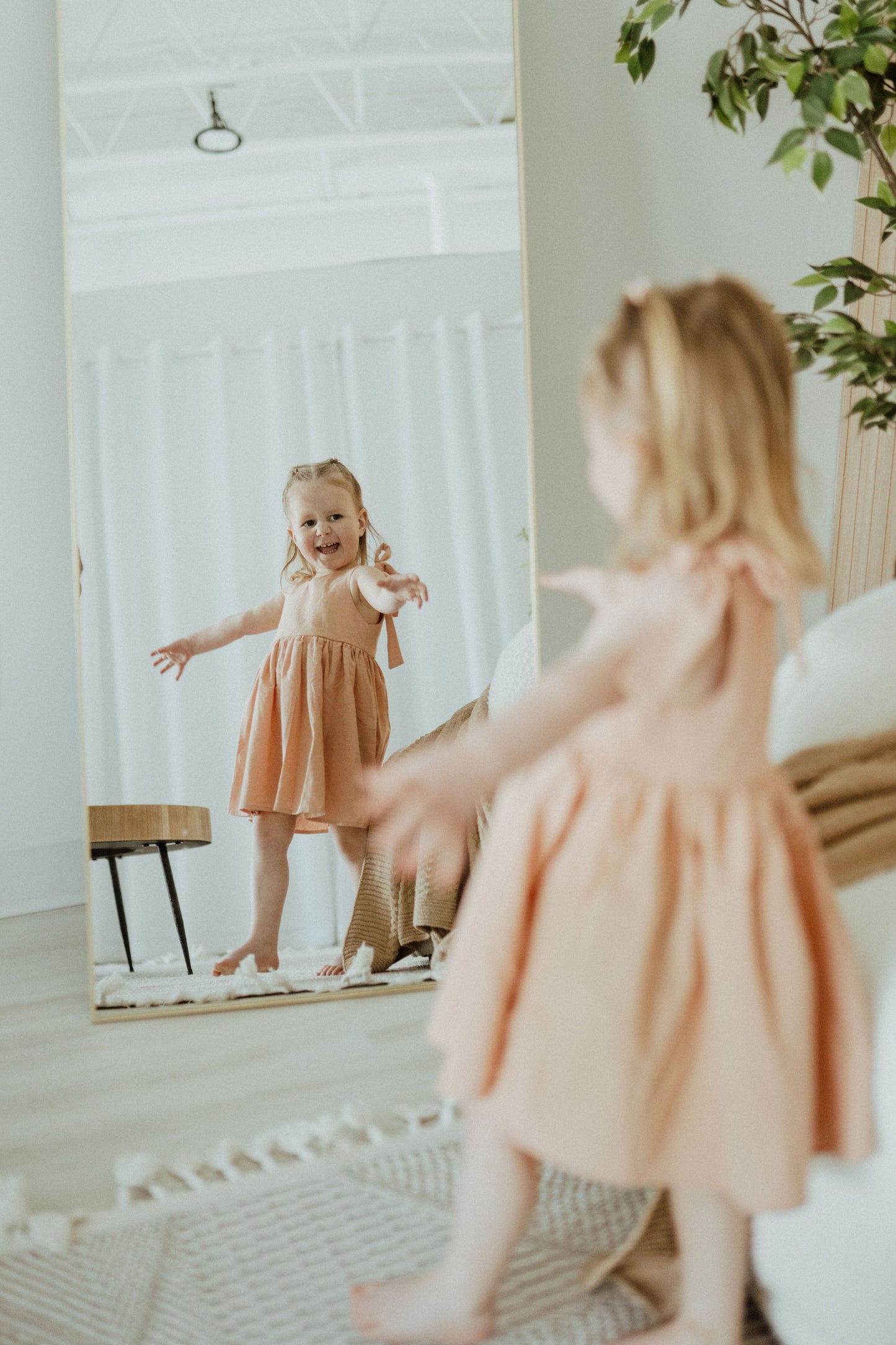 Robe en coton à nouer aux épaules - Rose poudré