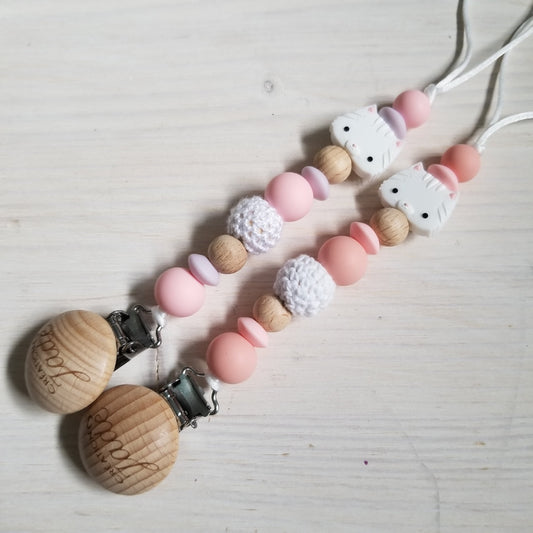 Attache-suce en bois - Chaton rose