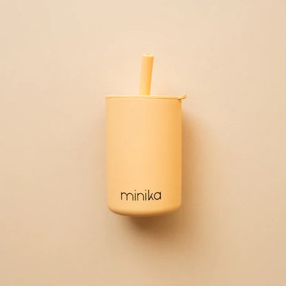Gobelet en silicone avec paille et couvercle