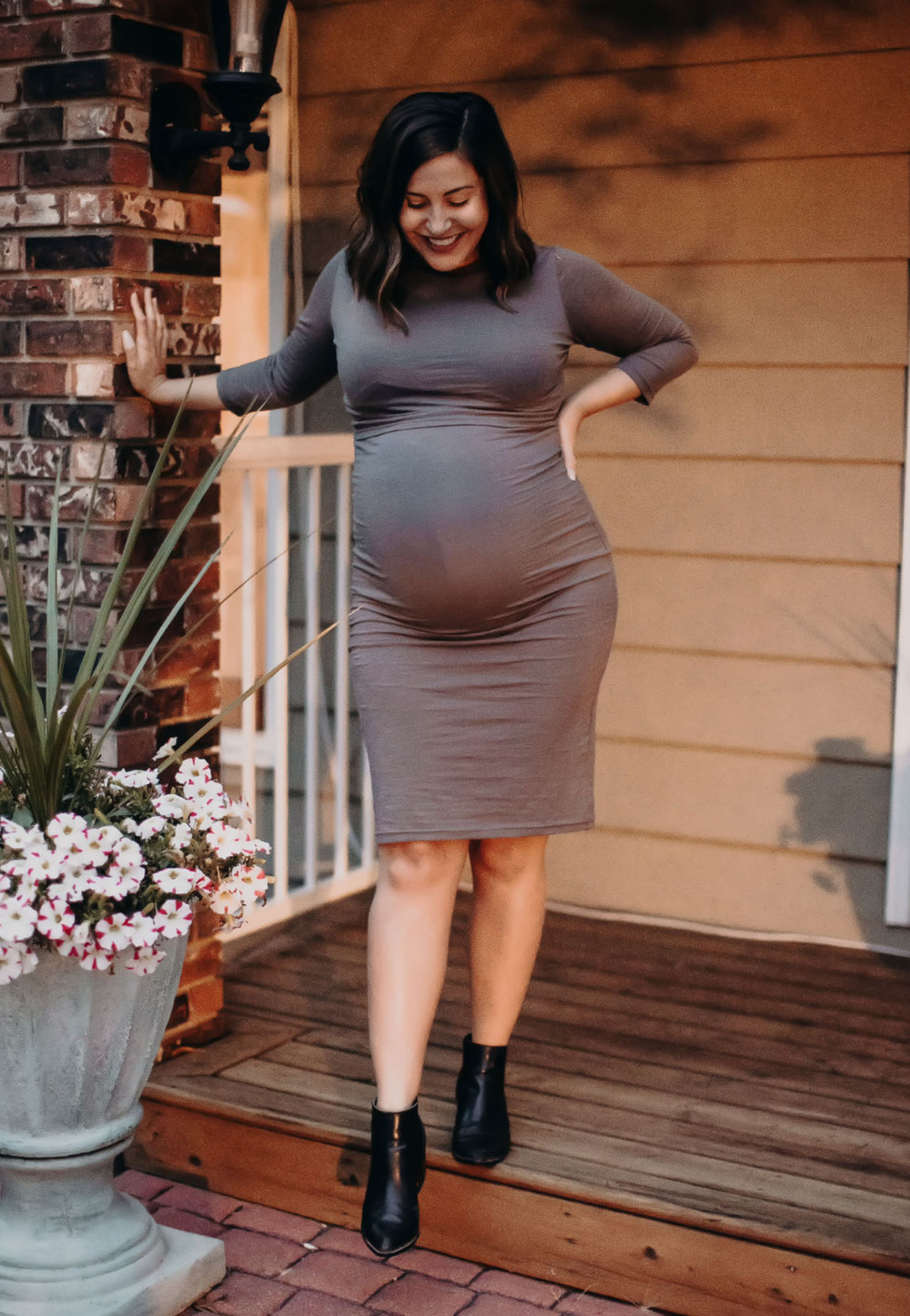 Taryn 3/4-Sleeve Maternity and Nursing Dress