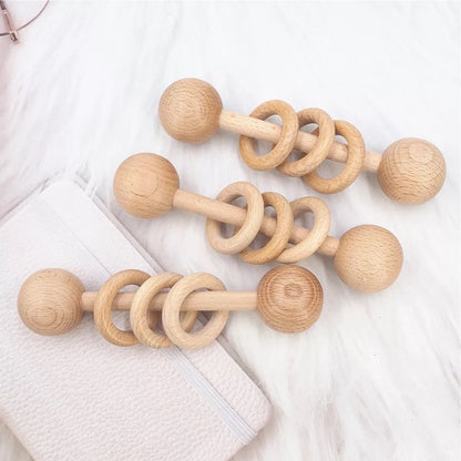 Hochet en bois pour bébé